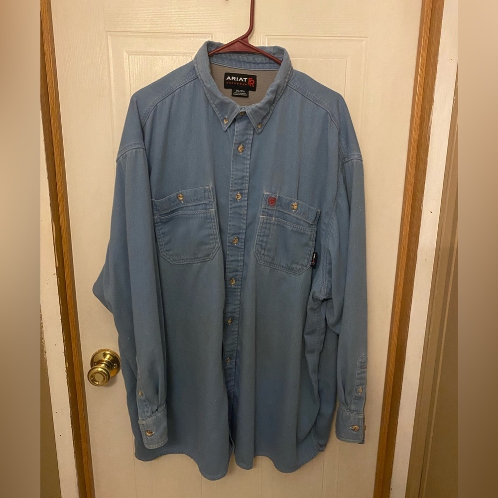 Ariat Men's FR CAT 2 Light Blue Long-Sleeve Button-Down Work Shirt